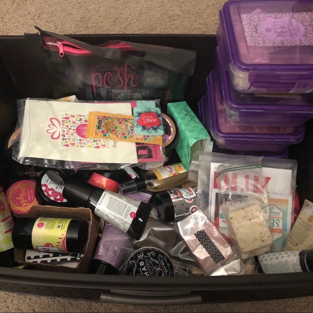 HUGE lot of Posh samples & full size products.